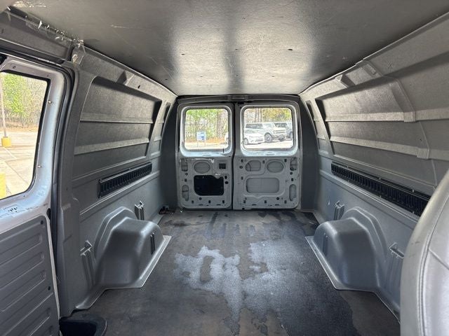 2005 Ford E-250 Commercial