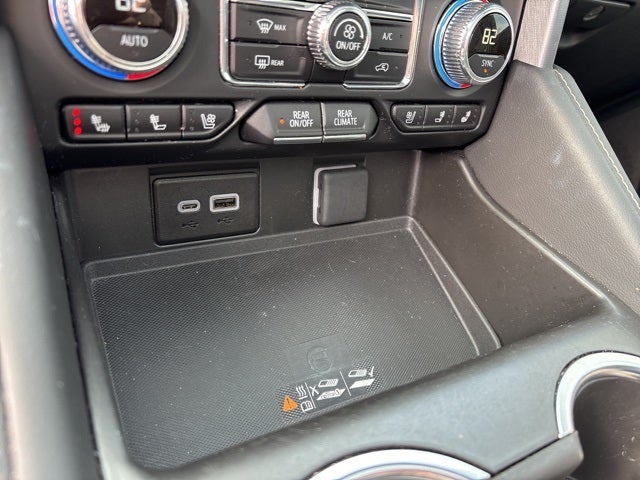 2024 GMC Yukon XL SLT