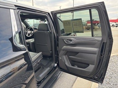 2024 GMC Yukon XL SLT