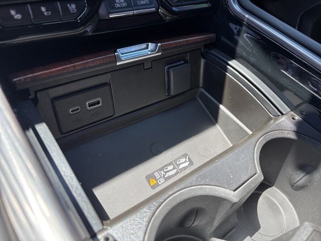 2023 GMC Yukon Denali Ultimate