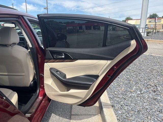 2016 Nissan Maxima Platinum