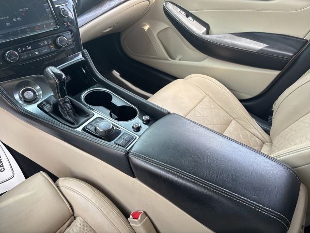 2016 Nissan Maxima Platinum
