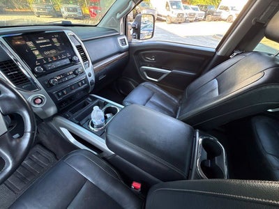 2020 Nissan Titan SL