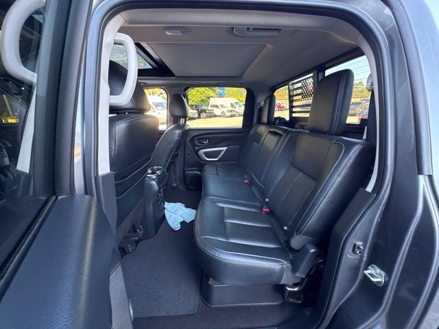 2020 Nissan Titan SL