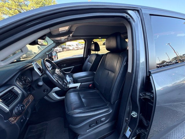 2020 Nissan Titan SL