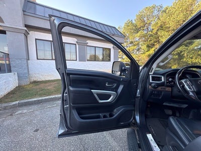 2020 Nissan Titan SL