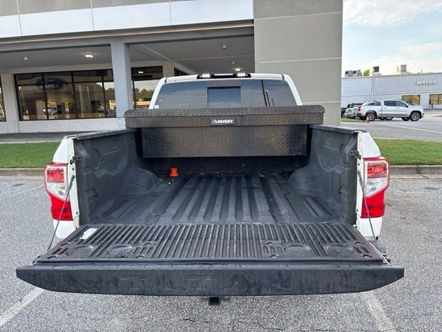 2017 Nissan Titan S