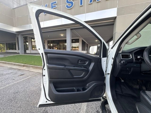 2017 Nissan Titan S