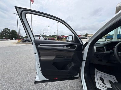 2022 Volkswagen Atlas Cross Sport 2.0T SEL