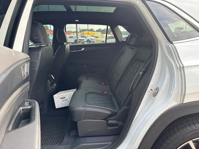 2025 Volkswagen Atlas Cross Sport 2.0T SEL Premium R-Line