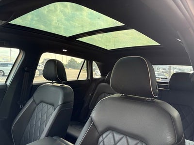 2025 Volkswagen Atlas Cross Sport 2.0T SEL Premium R-Line