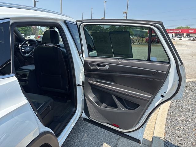 2024 Volkswagen Atlas Cross Sport 2.0T SEL Premium R-Line