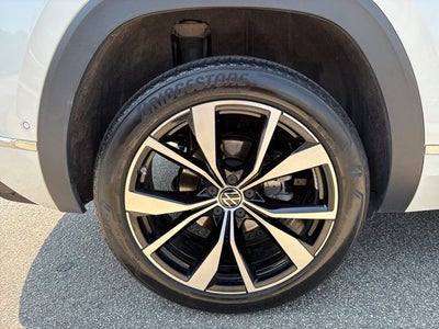 2024 Volkswagen Atlas Cross Sport 2.0T SEL Premium R-Line