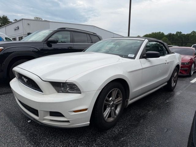 2013 Ford Mustang V6