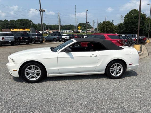 2013 Ford Mustang V6