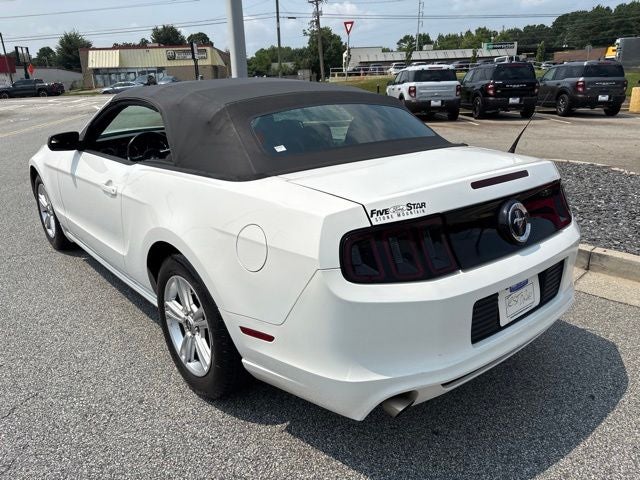 2013 Ford Mustang V6