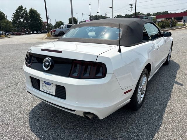 2013 Ford Mustang V6