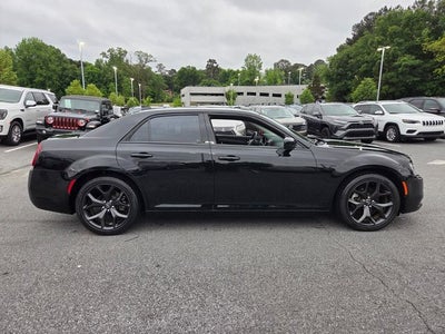 2021 Chrysler 300 Touring