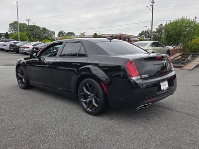 2021 Chrysler 300 Touring