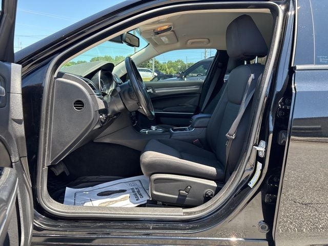 2021 Chrysler 300 Touring
