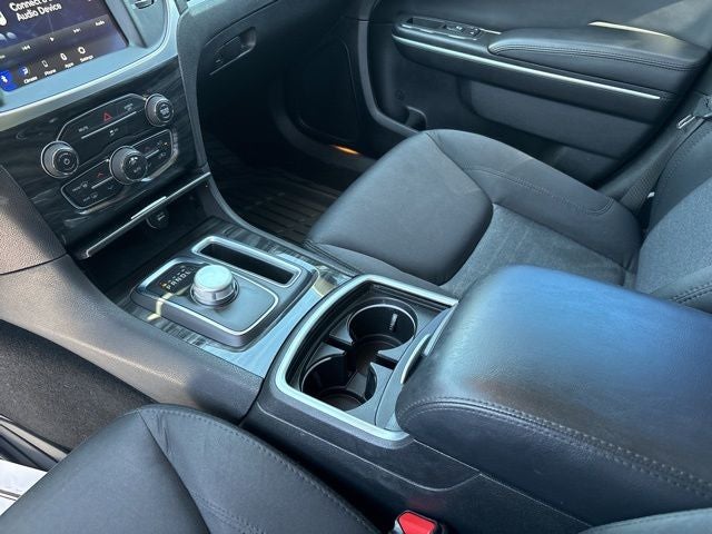 2021 Chrysler 300 Touring