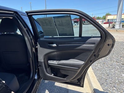 2021 Chrysler 300 Touring