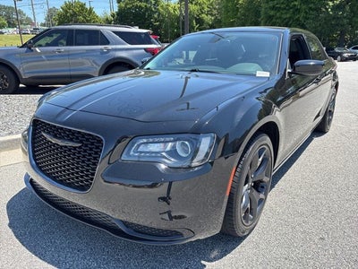 2021 Chrysler 300 Touring