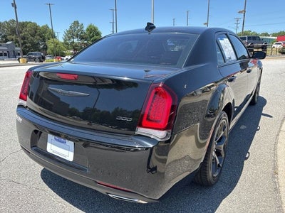 2021 Chrysler 300 Touring