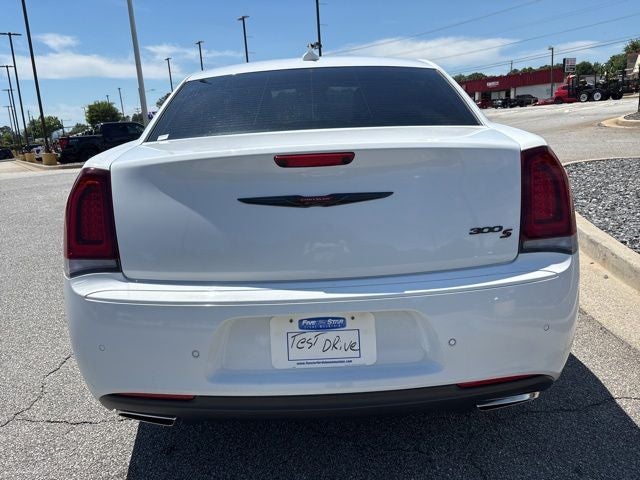 2021 Chrysler 300 S