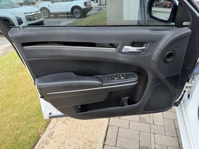 2021 Chrysler 300 S