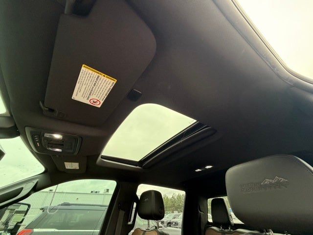 2022 Chevrolet Silverado 3500HD High Country