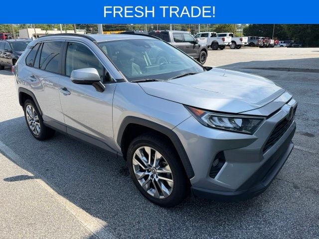 2020 Toyota RAV4 XLE Premium
