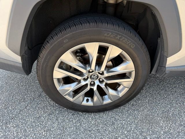 2020 Toyota RAV4 XLE Premium