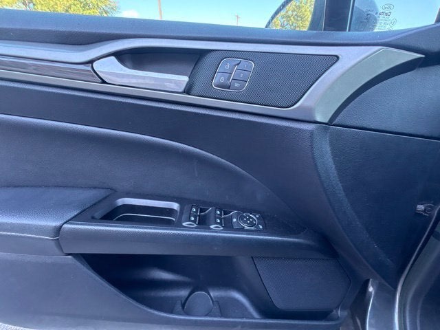 2020 Ford Fusion SEL