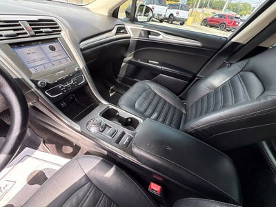 2019 Ford Fusion SE
