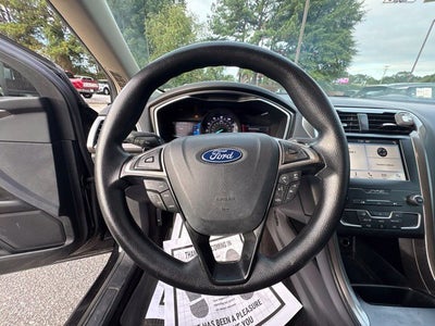 2019 Ford Fusion SE