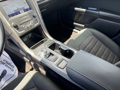2020 Ford Fusion SE
