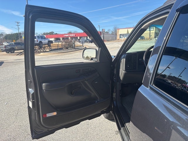 2003 Chevrolet Avalanche 1500 Base