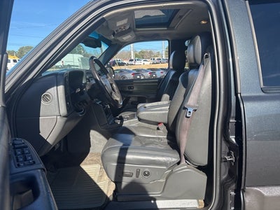 2003 Chevrolet Avalanche 1500 Base