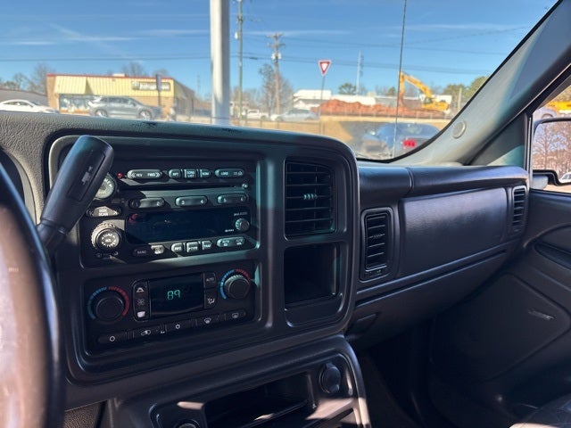 2003 Chevrolet Avalanche 1500 Base