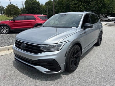 2024 Volkswagen Tiguan 2.0T SE R-Line Black