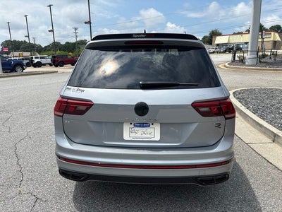 2024 Volkswagen Tiguan 2.0T SE R-Line Black
