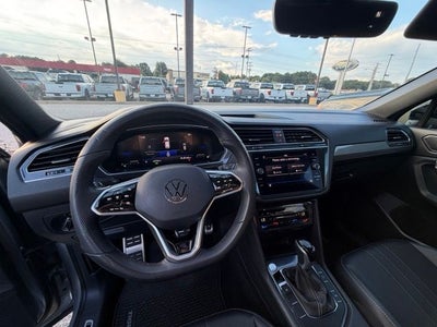 2024 Volkswagen Tiguan 2.0T SE R-Line Black