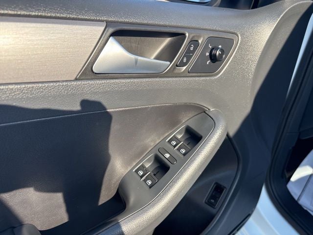 2016 Volkswagen Jetta 1.8T Sport