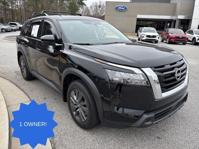 2024 Nissan Pathfinder SV