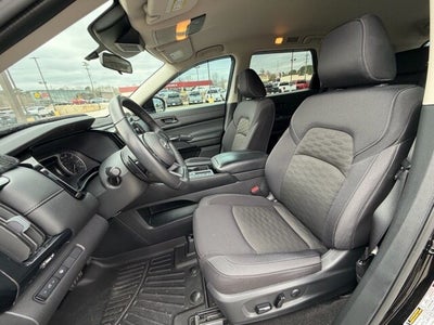 2024 Nissan Pathfinder SV