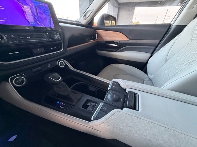 2024 Toyota Grand Highlander Hybrid Limited
