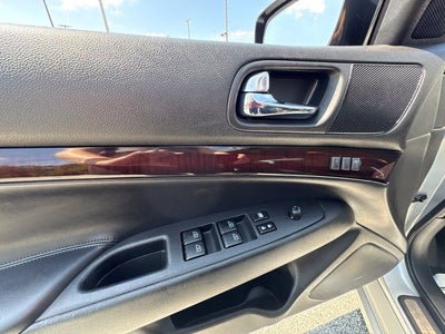 2011 INFINITI G37 Journey