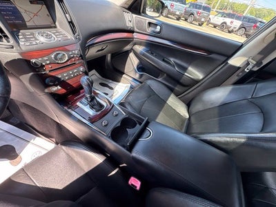 2011 INFINITI G37 Journey