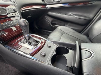 2011 INFINITI G37 Journey